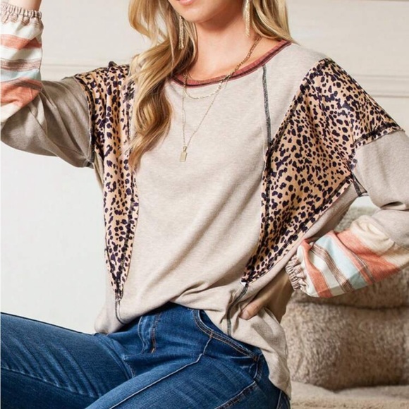 🆕NEW!🛍️Take It Easy Leopard Top 🐾 - Picture 4 of 5